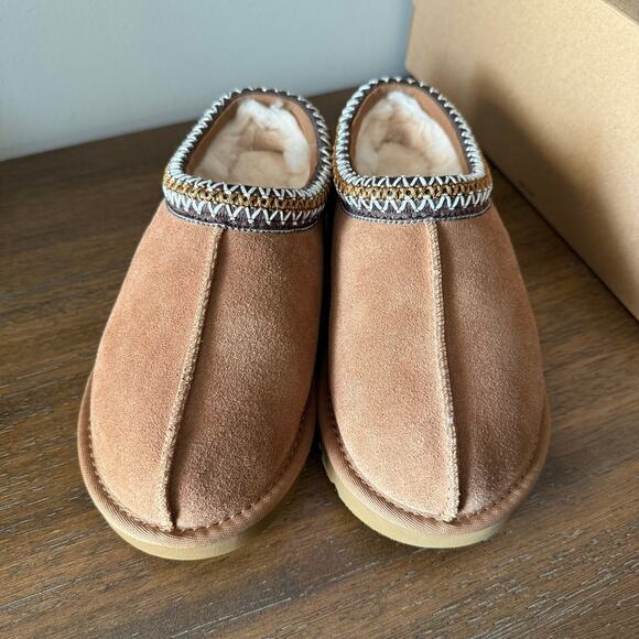 Ugg Woman’s Chestnut Brown Tasman Slip On Slipper Boots- Size 6 - Picture 2 of 8